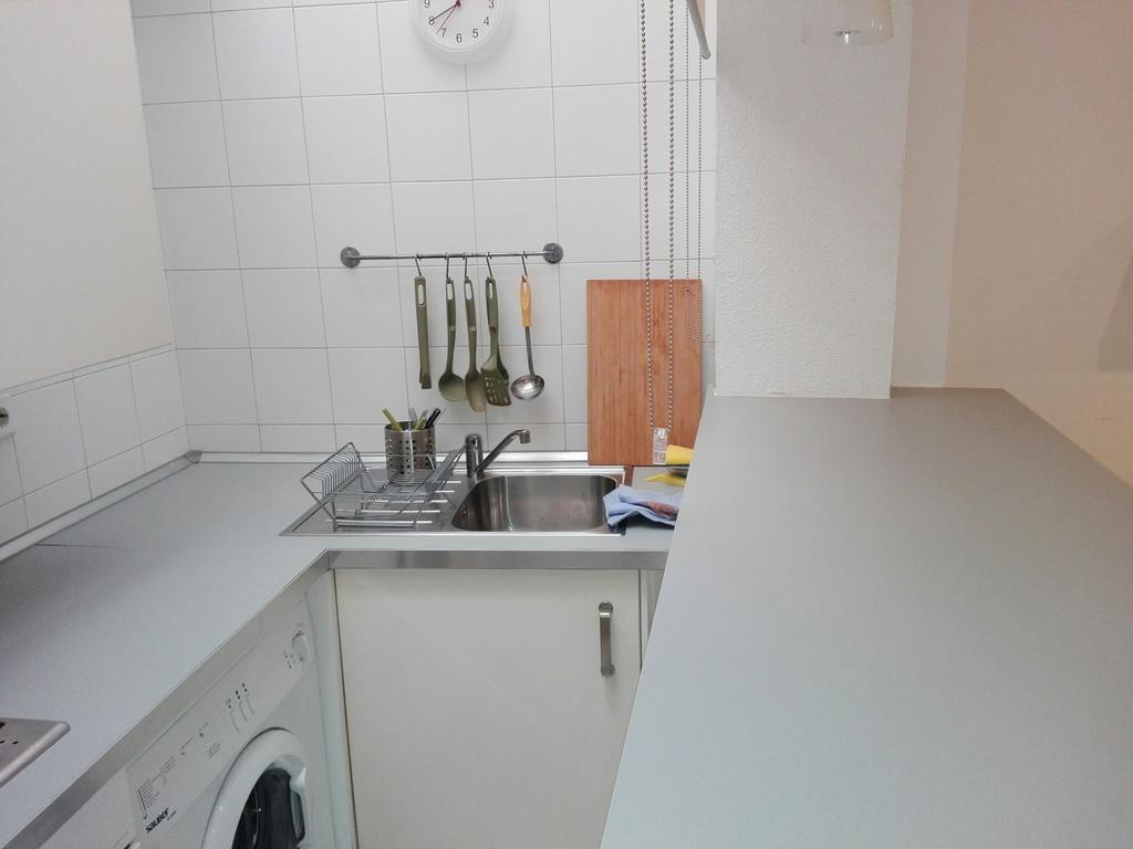 Centrico Apartamento Con Patio Privado إشبيلية المظهر الخارجي الصورة